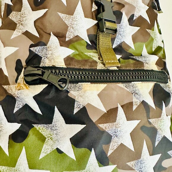 VALENTINO GARAVANI SOFT SHELL ARMY GREEN CAMO STARS BACKPACK UNISEX ITALY main image 13